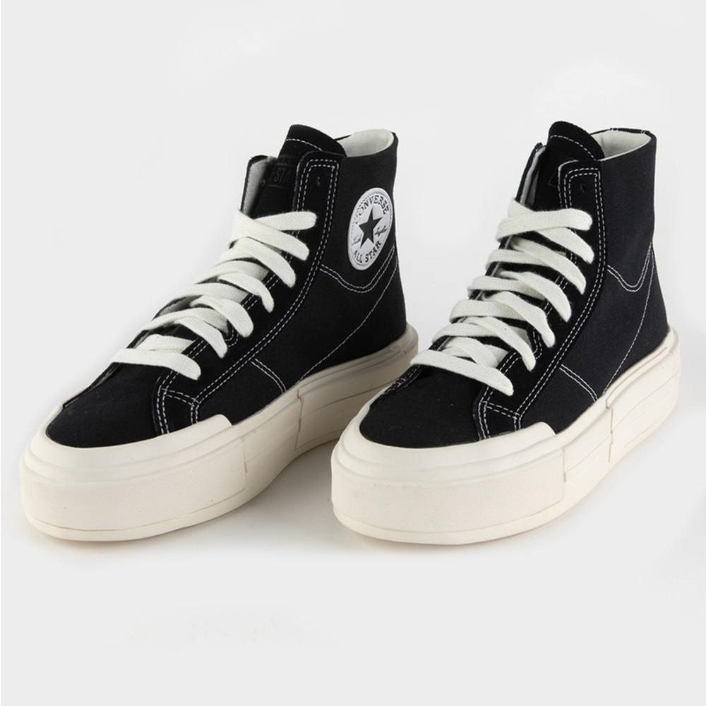 CONVERSE Chuck Taylor All Star Cruise Womens High Top Shoes